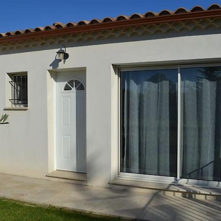 Meynes Joli Appartement Au Calme Entre Nimes Et Avignon מראה חיצוני תמונה