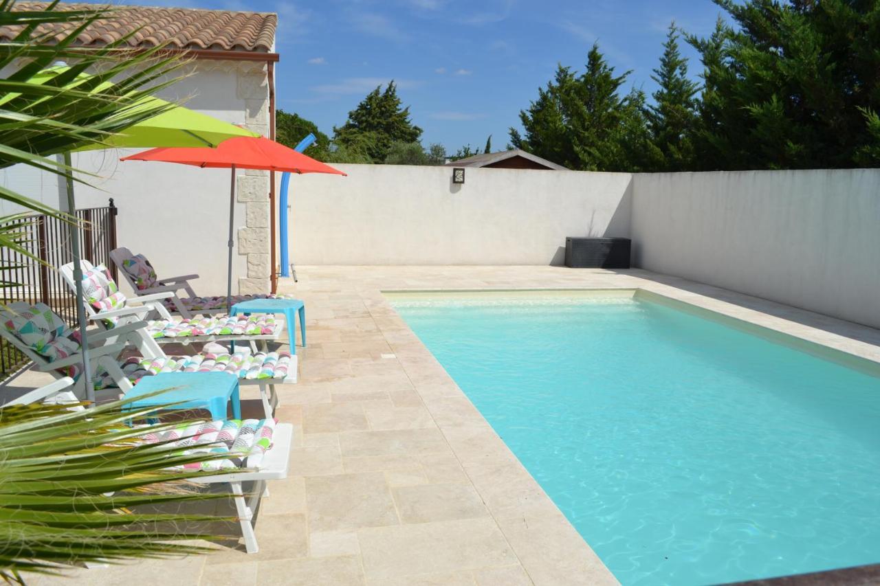 Meynes Joli Appartement Au Calme Entre Nimes Et Avignon מראה חיצוני תמונה